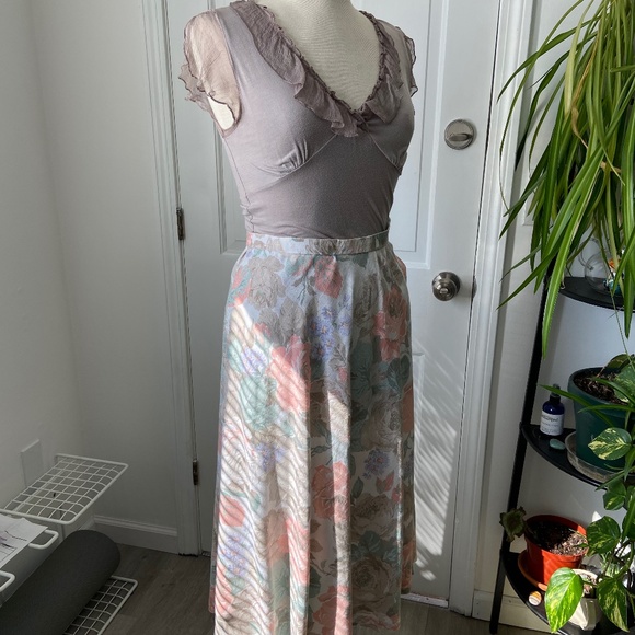 Pastel Cottagecore Floral Skirt - Picture 2 of 6